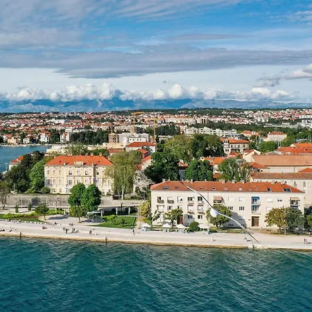 Mona Lisa's View In Old Town Apartment Zadar