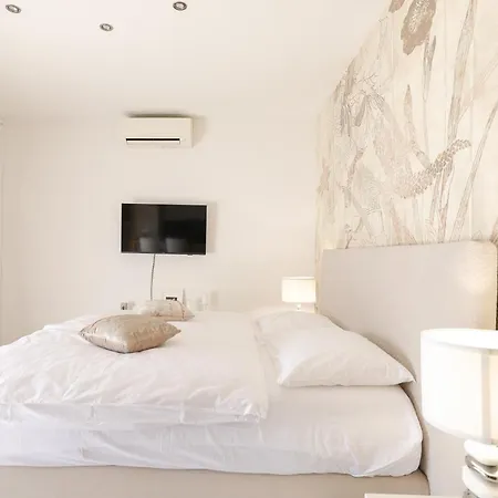 Mona Lisa's View In Old Town Apartament Zadar